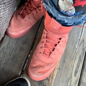 Meet your Posher, Nolan